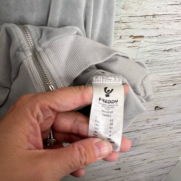 Freddy gray hoodie sweater size small - Picture 5 of 10
